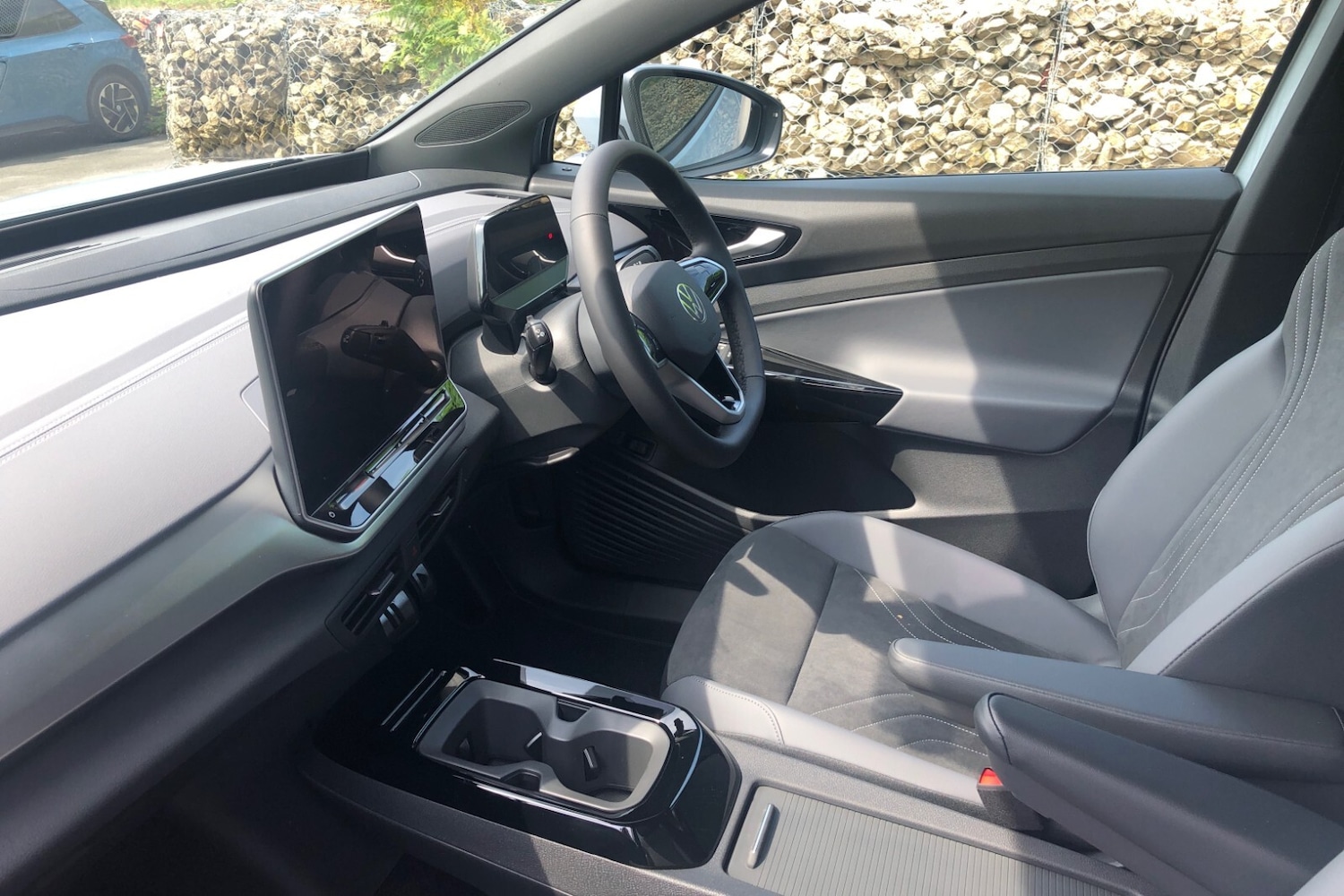 Used Volkswagen ID.4 2025 for sale - 77528639: Photo 2