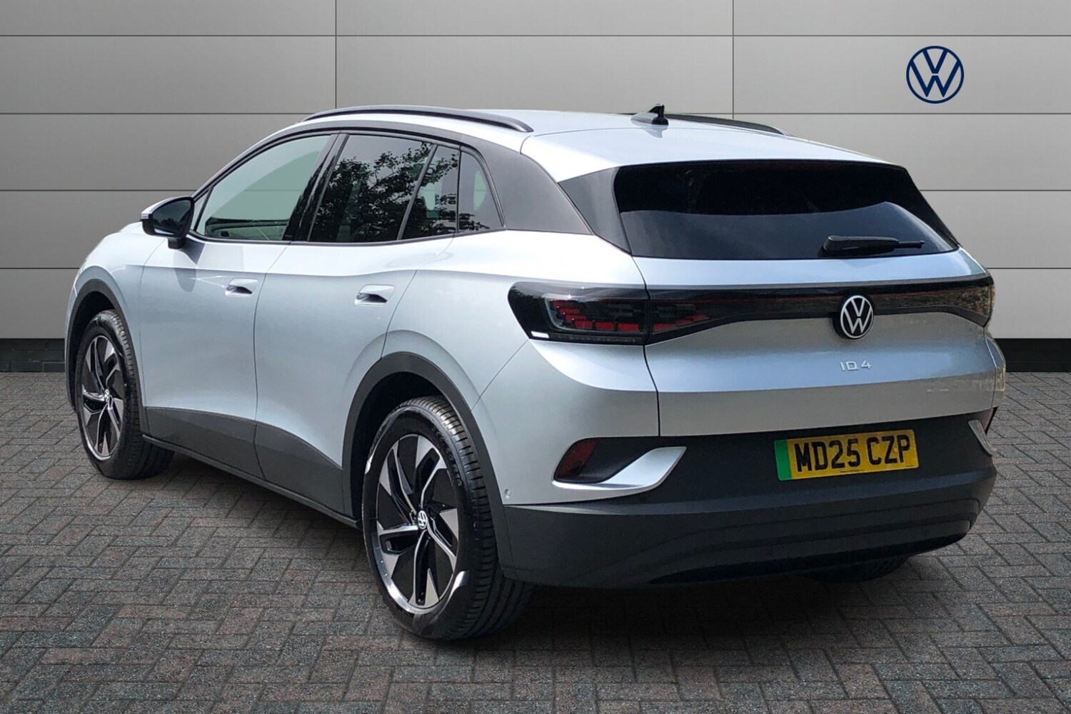 Used Volkswagen ID.4 2025 for sale - 77528639: Photo 3