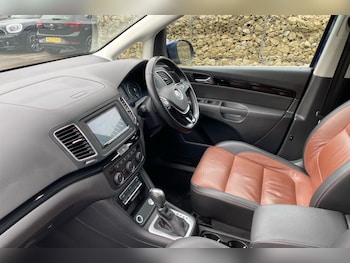 Used Volkswagen Sharan 2018 for sale - 78118093: Photo