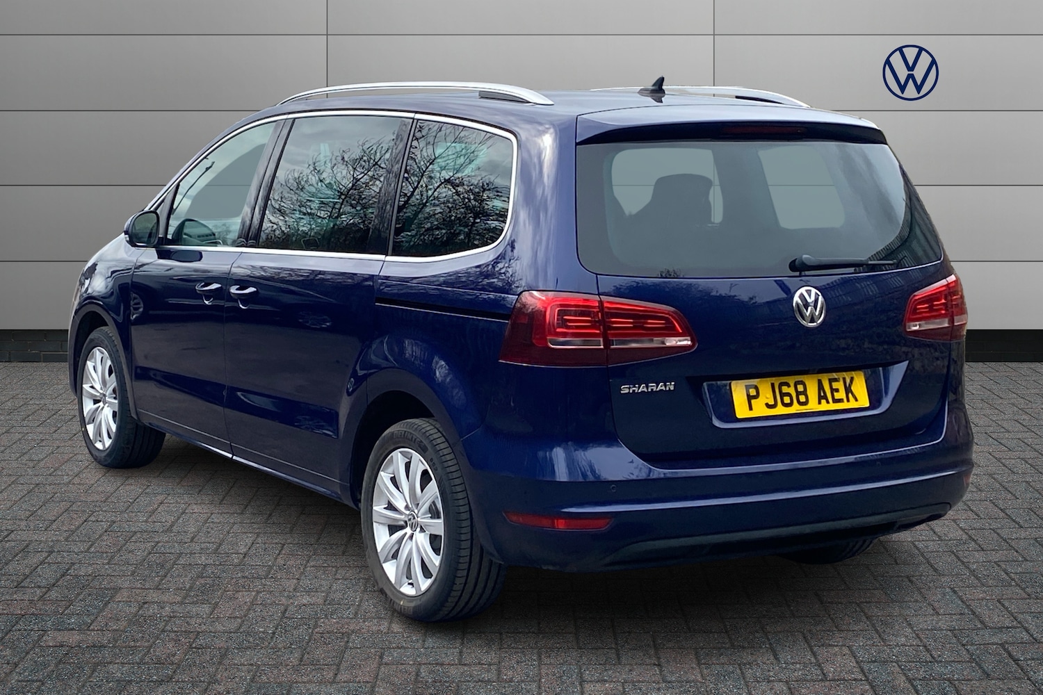 Used Volkswagen Sharan 2018 for sale - 78118093: Photo 3