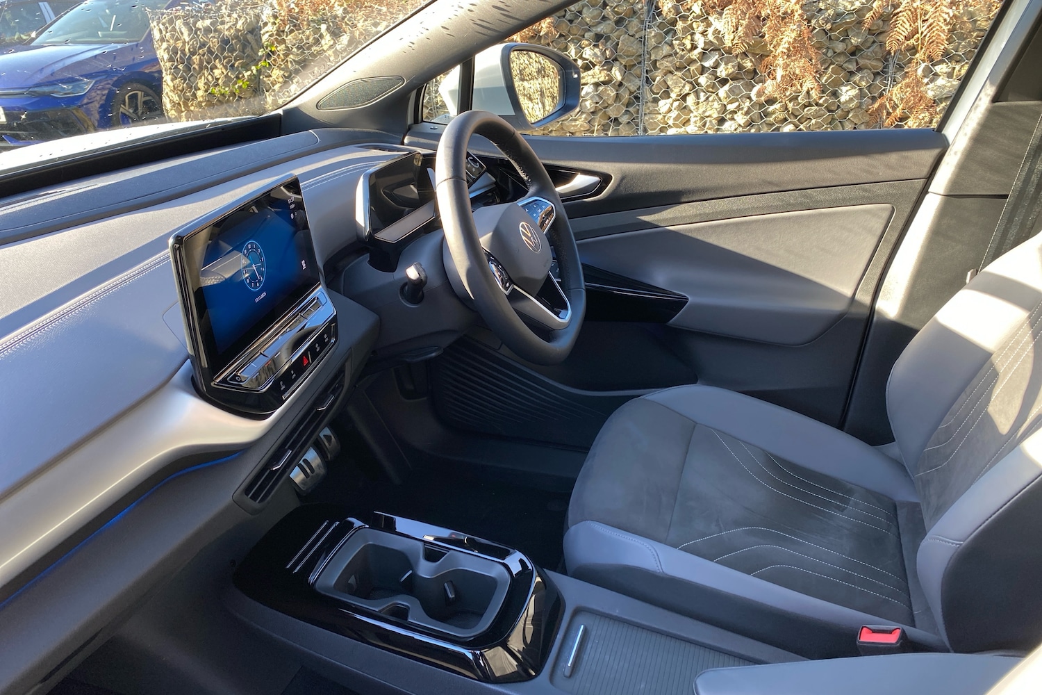 Used Volkswagen ID.4 2023 for sale - 76676389: Photo 2