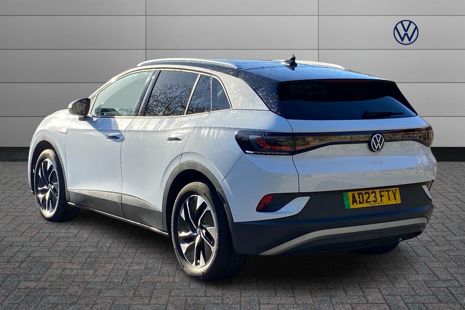 Used Volkswagen ID.4 2023 for sale - 76676389: Photo 3