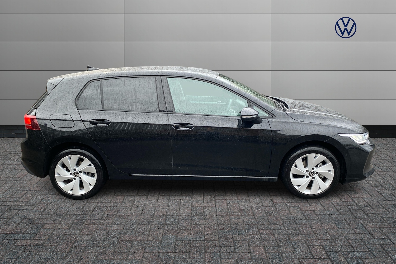 Used Volkswagen Golf 2025 for sale - 77552127: Photo 4