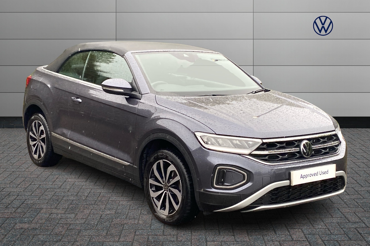Used Volkswagen T-Roc 2022 for sale - 76675357: Photo 1