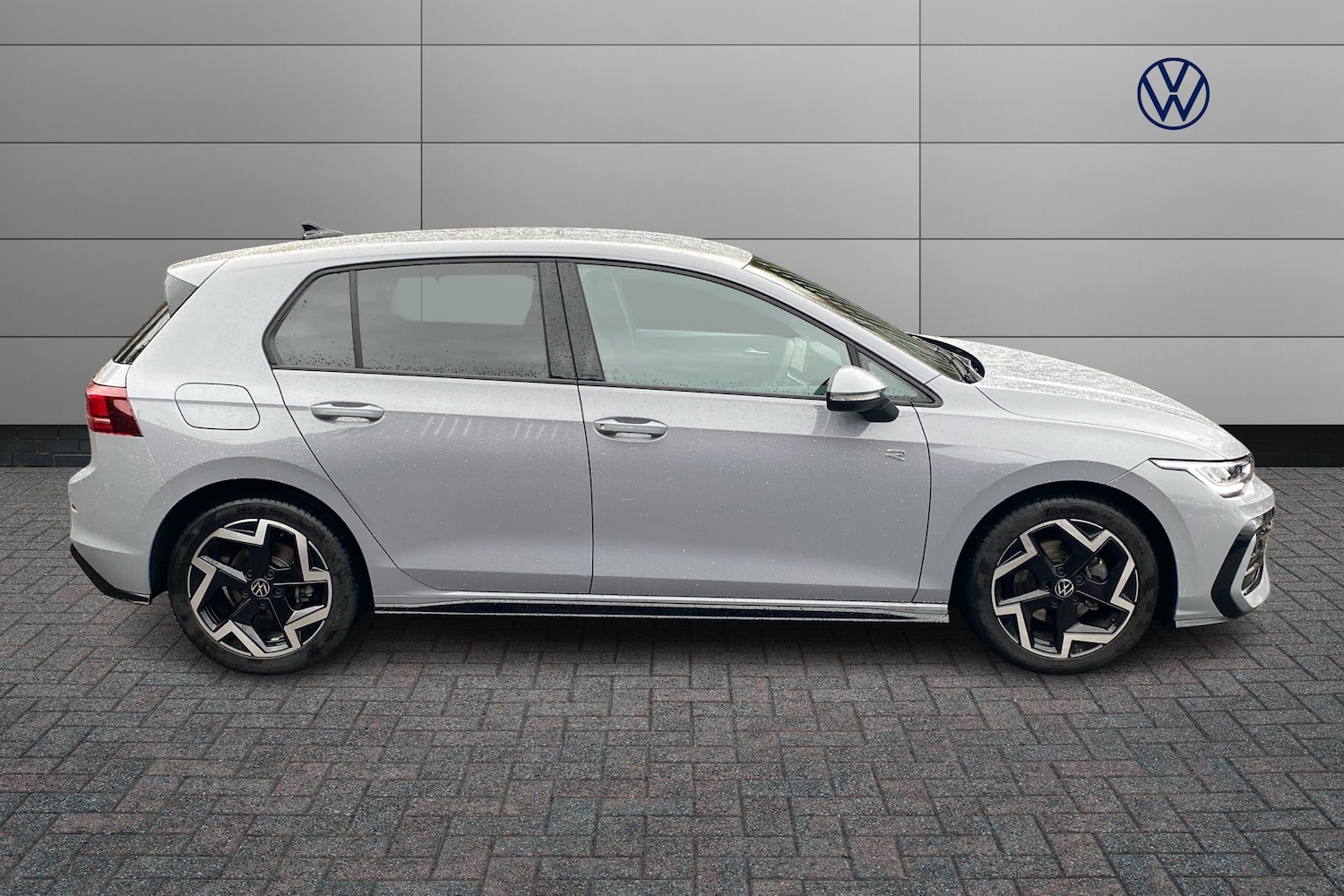 Used Volkswagen Golf 2025 for sale - 77528609: Photo 4