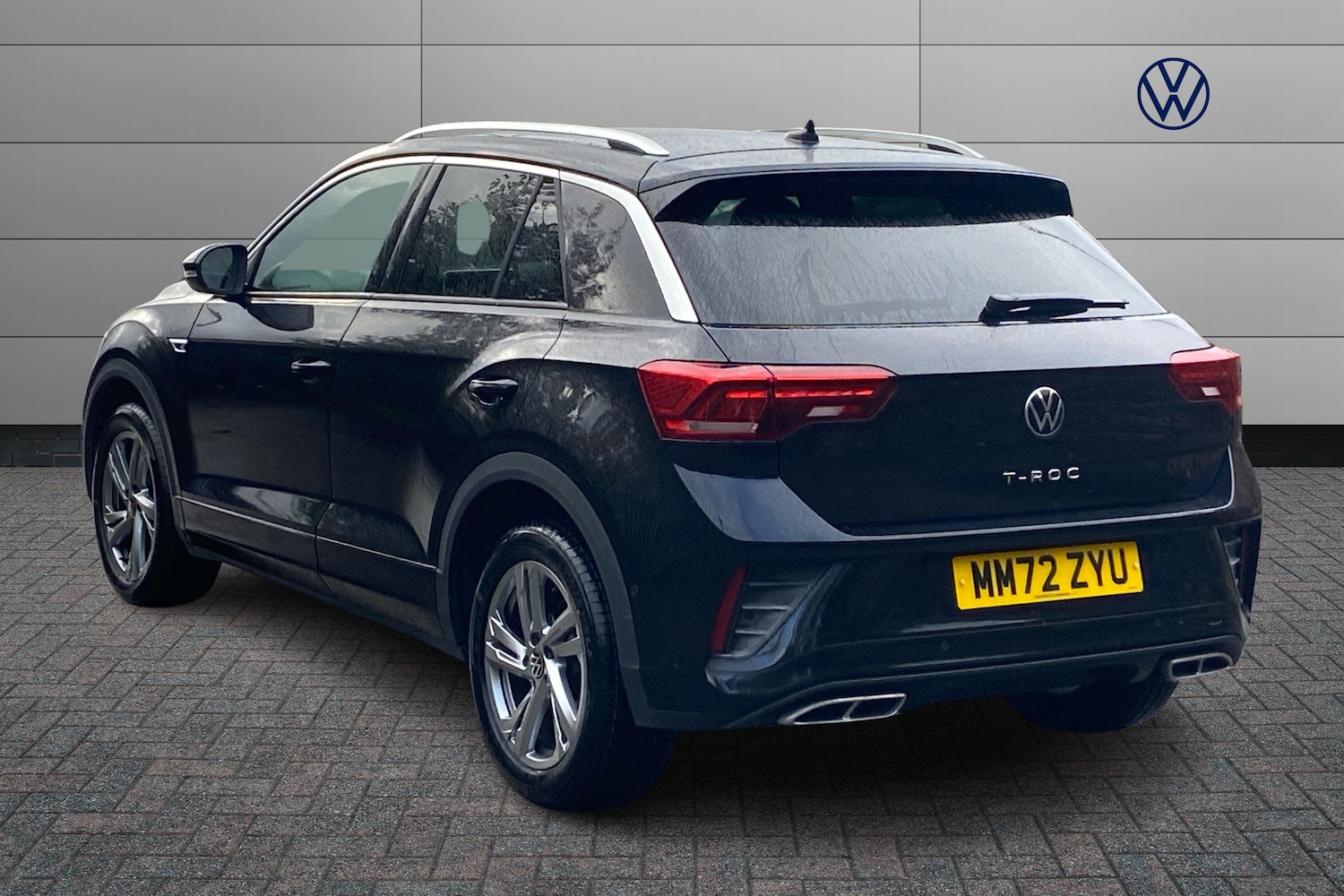 Used Volkswagen T-Roc 2023 for sale - 76676718: Photo 3