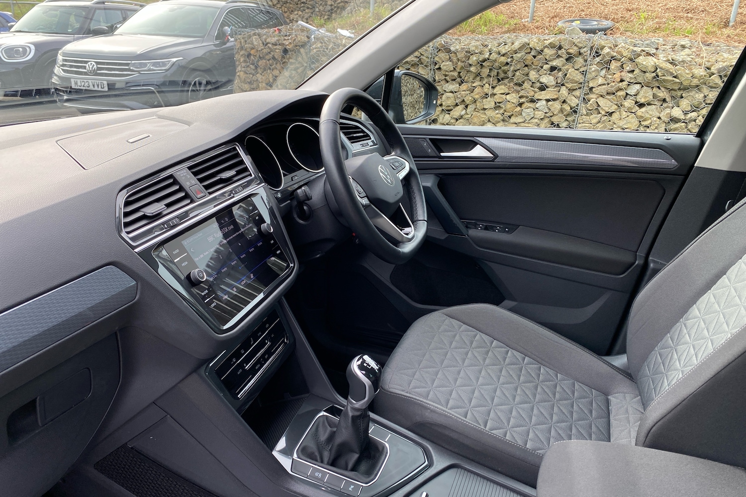 Used Volkswagen Tiguan 2023 for sale - 78158977: Photo 2