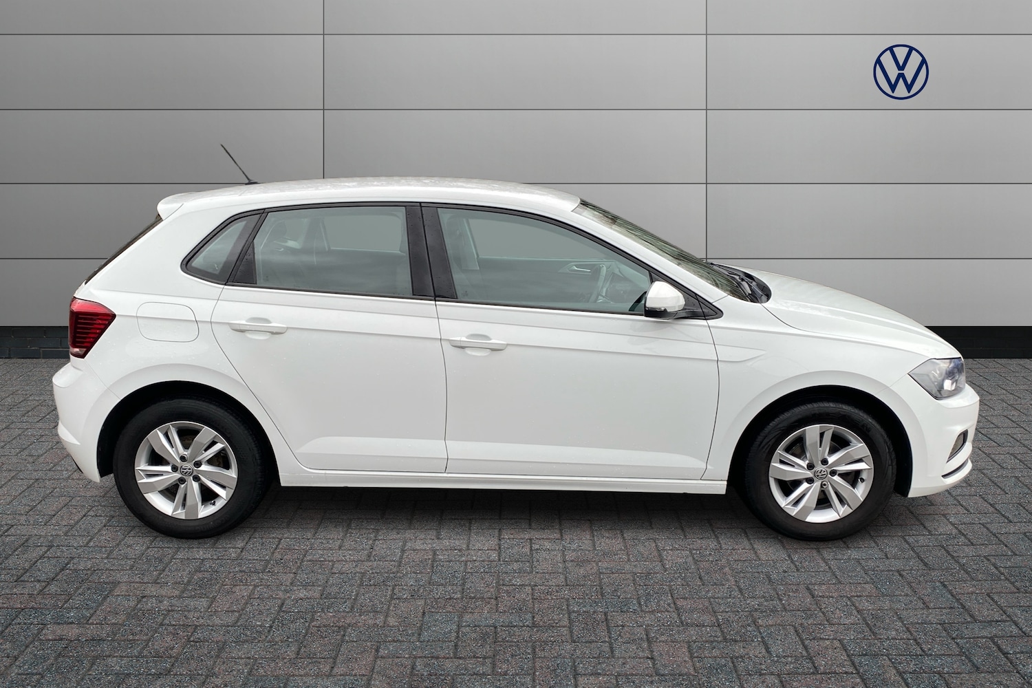 Used Volkswagen Polo 2020 for sale - 77647724: Photo 4