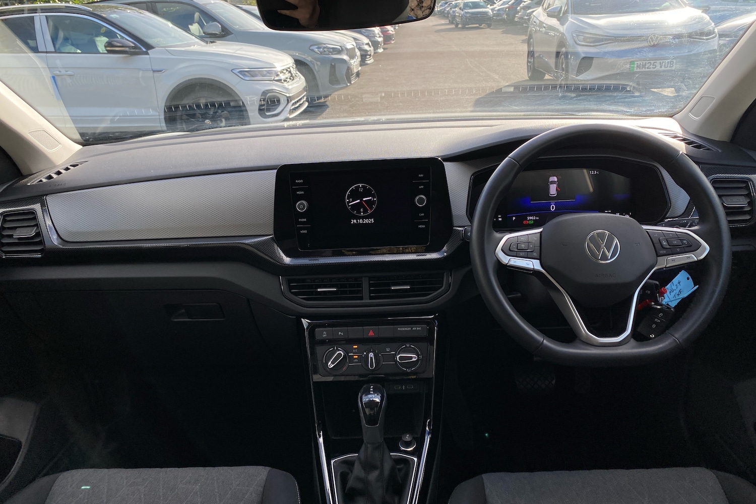 Used Volkswagen T-Cross 2024 for sale - 76677338: Photo 8