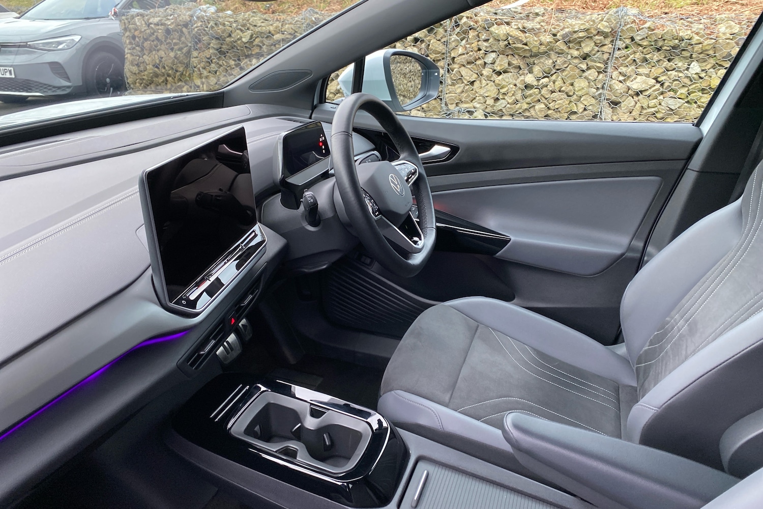 Used Volkswagen ID.4 2025 for sale - 77941927: Photo 2