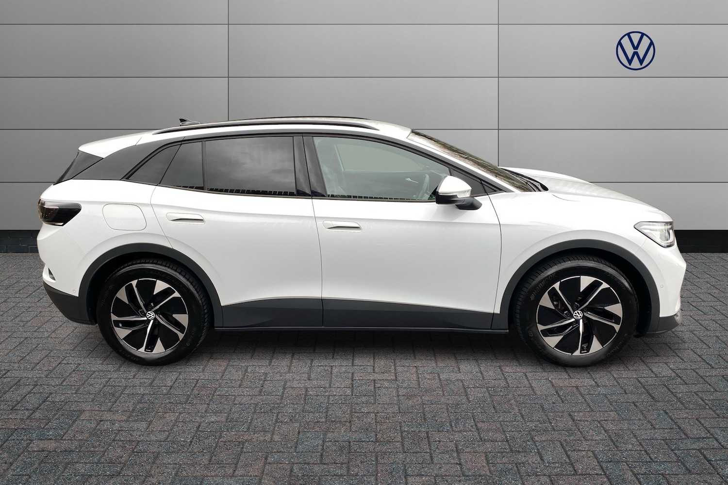 Used Volkswagen ID.4 2025 for sale - 77941927: Photo 4