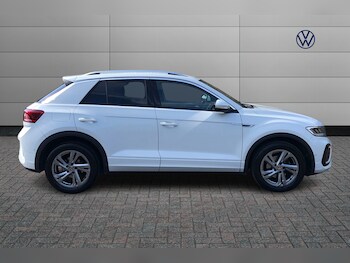 Used Volkswagen T-Roc 2023 for sale - 78304772: Photo
