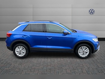 Used Volkswagen T-Roc 2022 for sale - 78105614: Photo