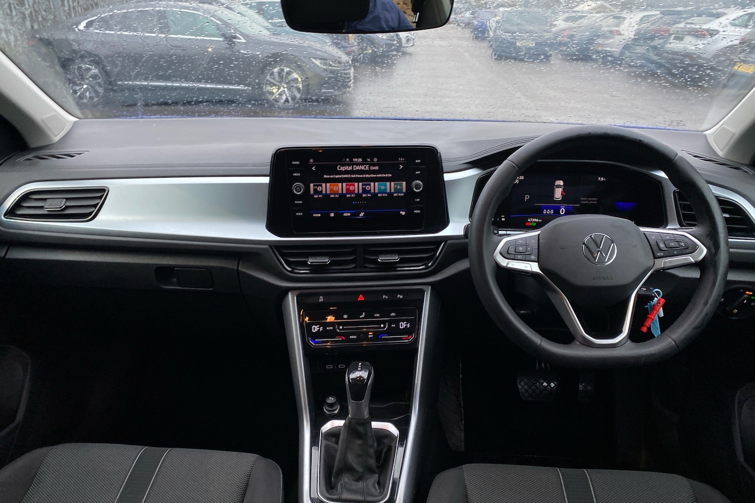 Used Volkswagen T-Roc 2022 for sale - 78105614: Photo 8