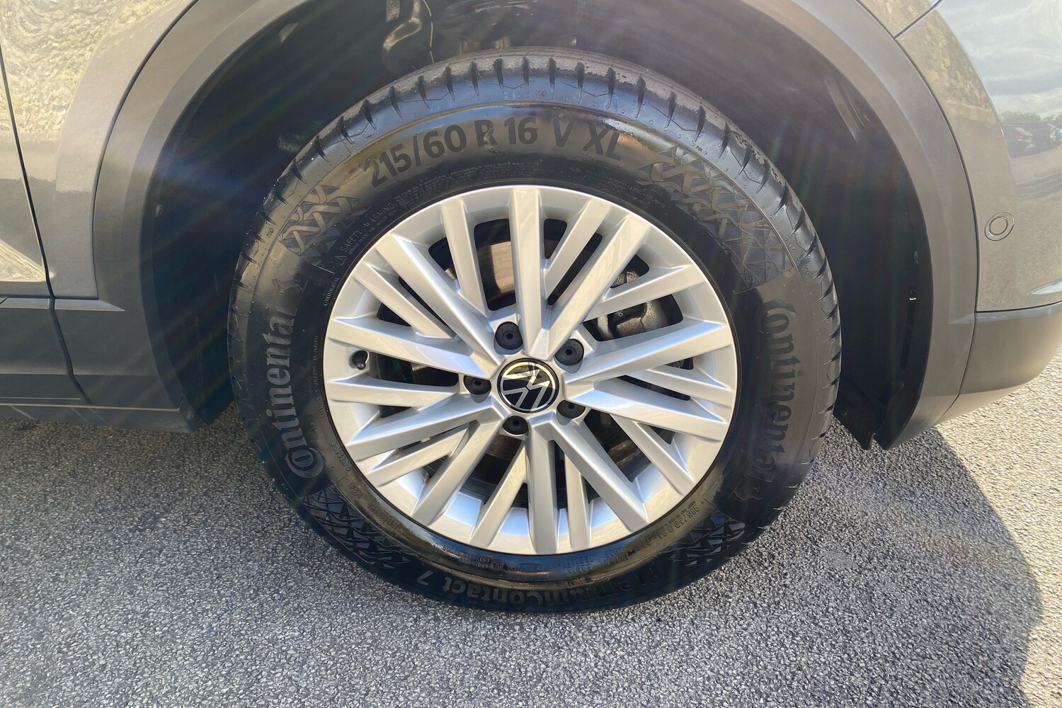 Used Volkswagen T-Roc 2024 for sale - 76677723: Photo 5