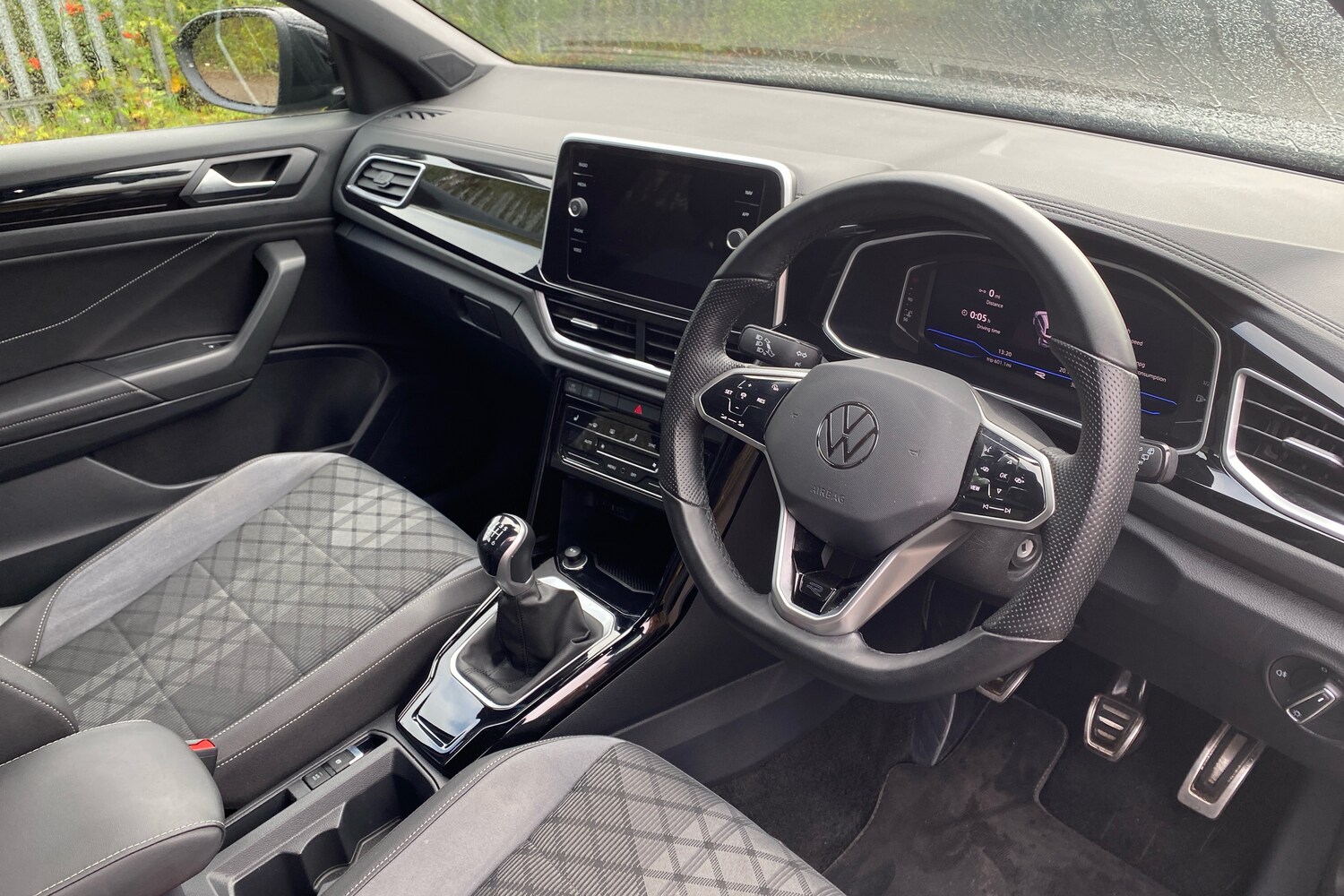 Used Volkswagen T-Roc 2023 for sale - 77528723: Photo 6