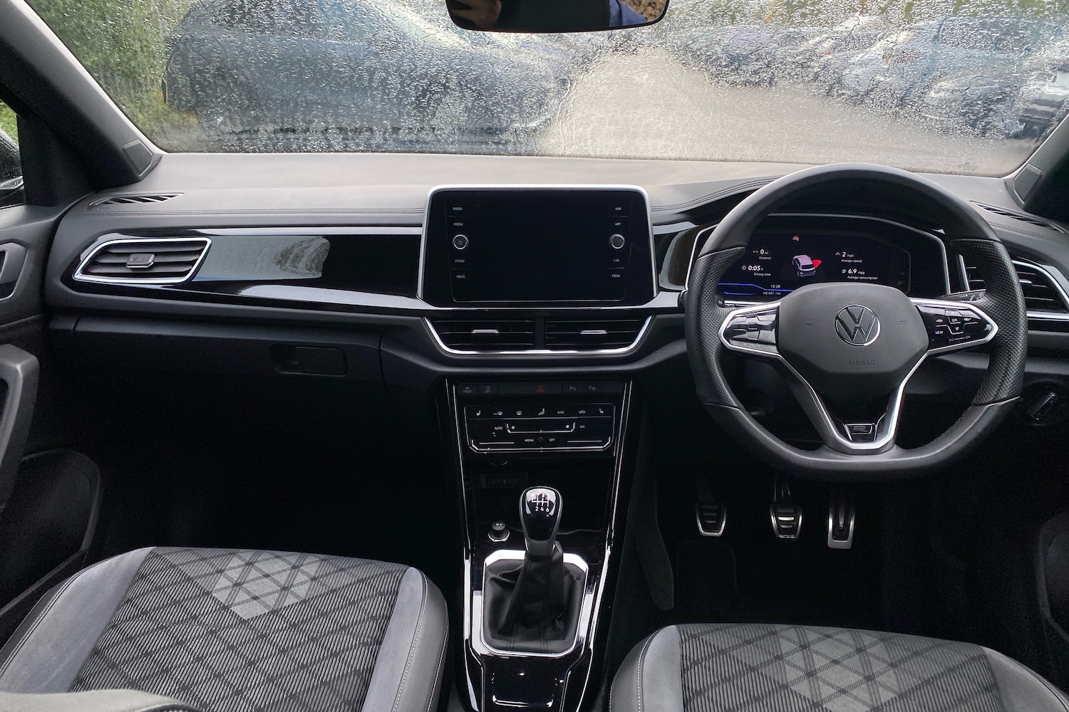 Used Volkswagen T-Roc 2023 for sale - 77528723: Photo 8