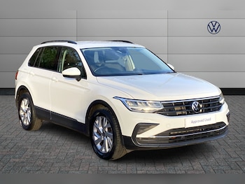 2022 (22) - 1.5 TSI 150 Life 5dr