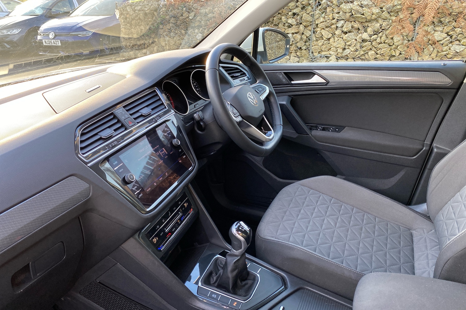 Used Volkswagen Tiguan 2022 for sale - 76674899: Photo 2