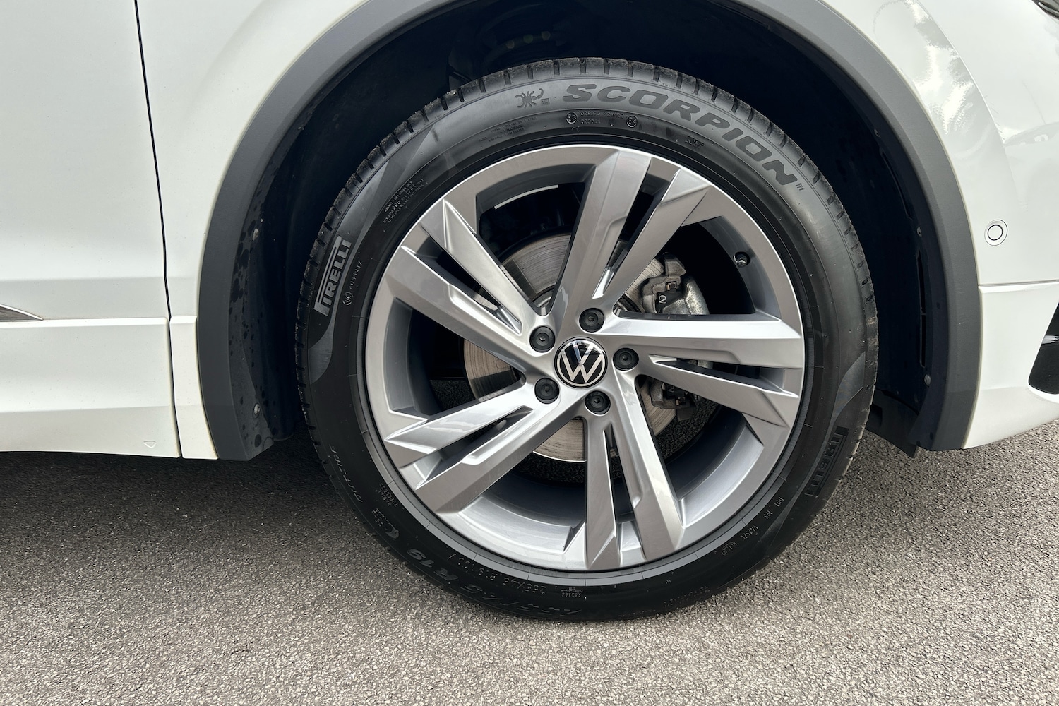 Used Volkswagen Tiguan 2024 for sale - 76677876: Photo 5