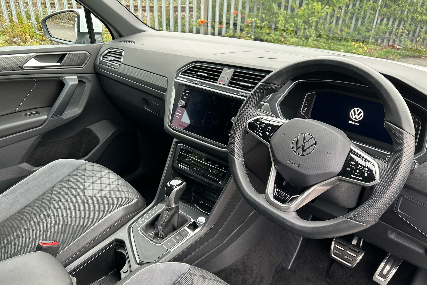 Used Volkswagen Tiguan 2024 for sale - 76677876: Photo 6