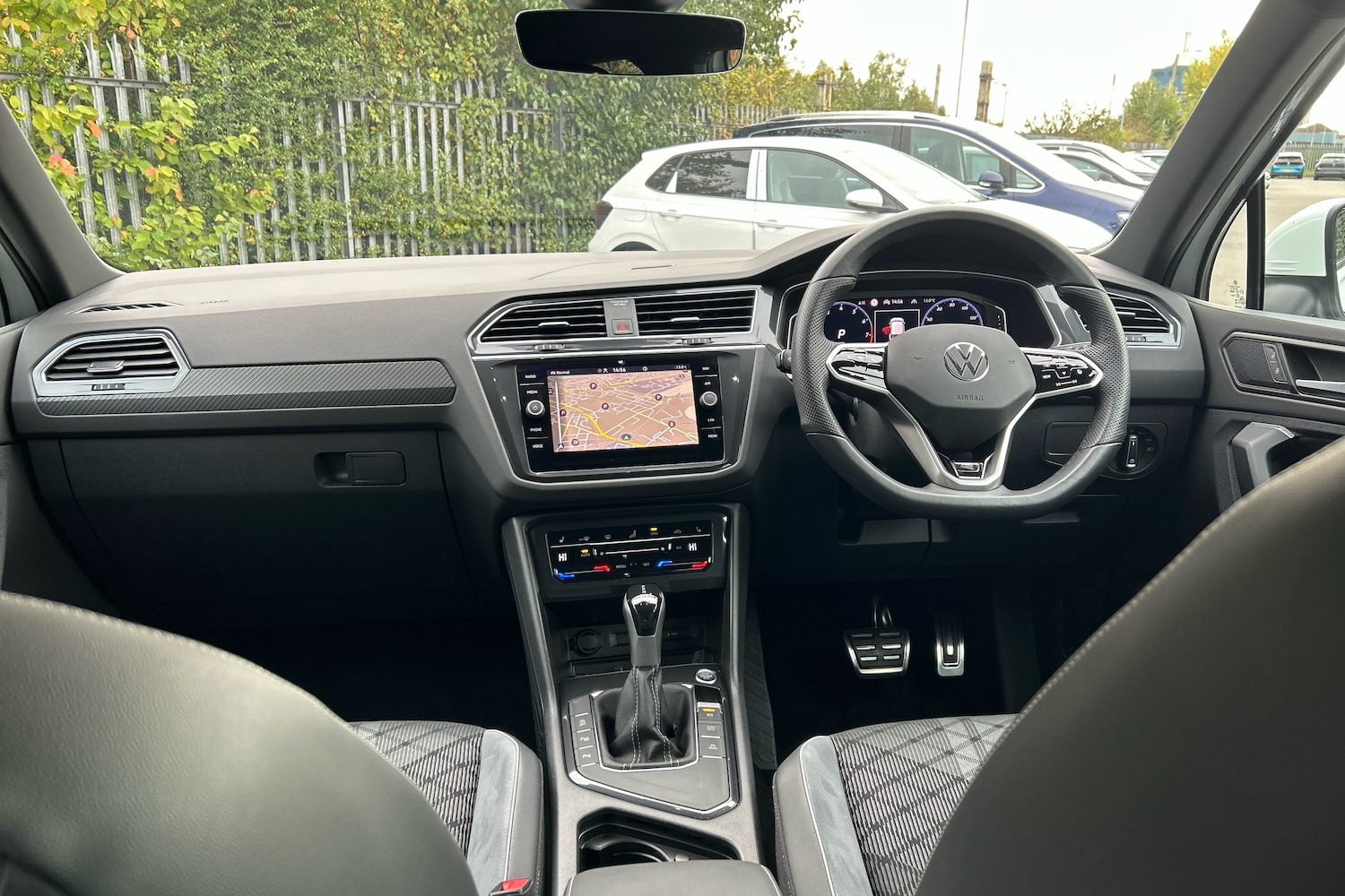 Used Volkswagen Tiguan 2024 for sale - 76677876: Photo 8