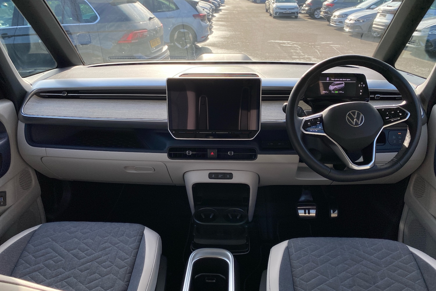 Used Volkswagen ID.Buzz 2024 for sale - 76677559: Photo 8