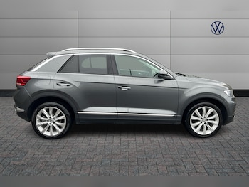 Used Volkswagen Golf 2018 for sale - 76744966: Photo