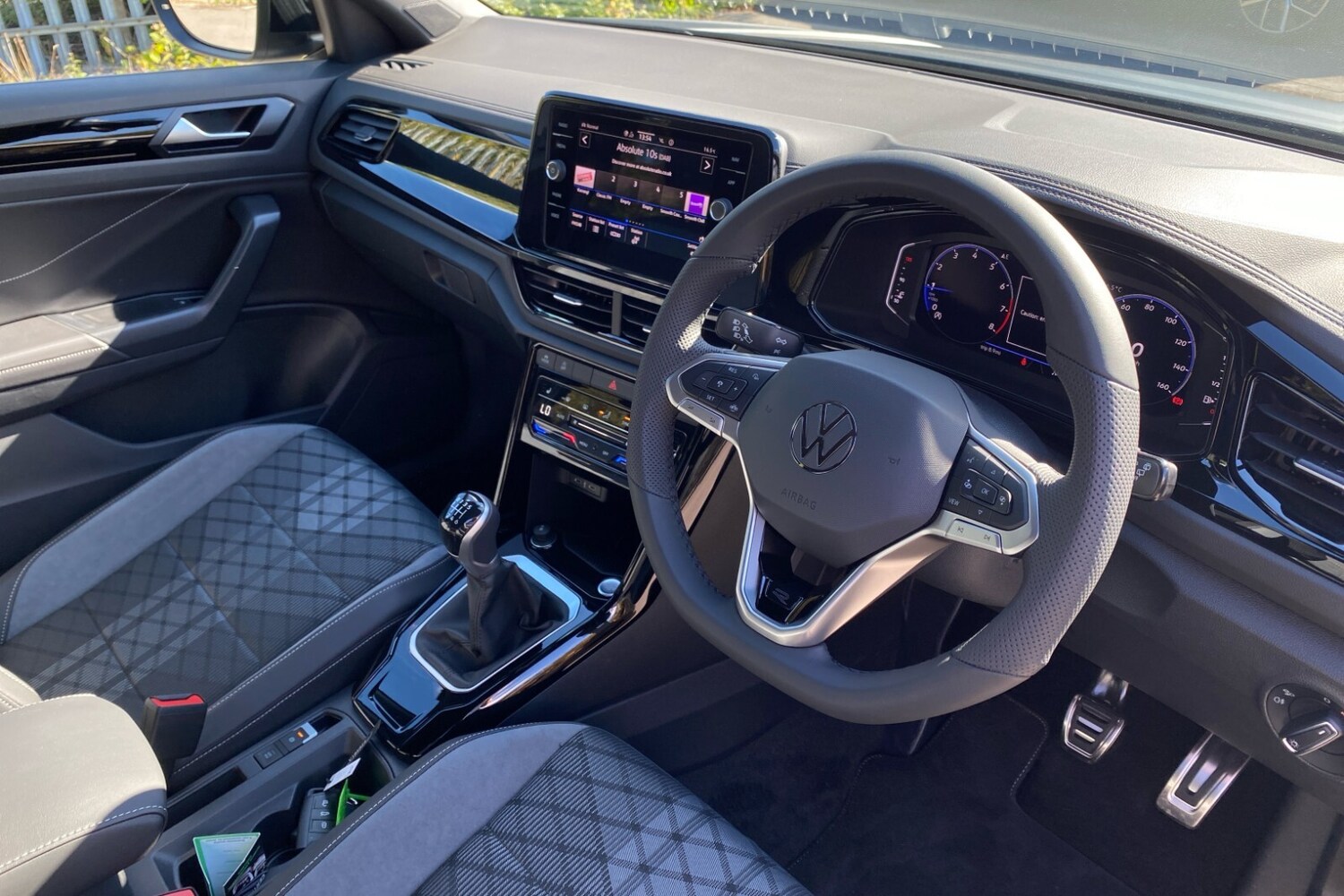 Used Volkswagen T-Roc 2025 for sale - 77588149: Photo 6