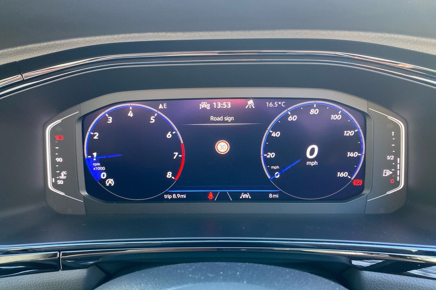 Used Volkswagen T-Roc 2025 for sale - 77588149: Photo 7