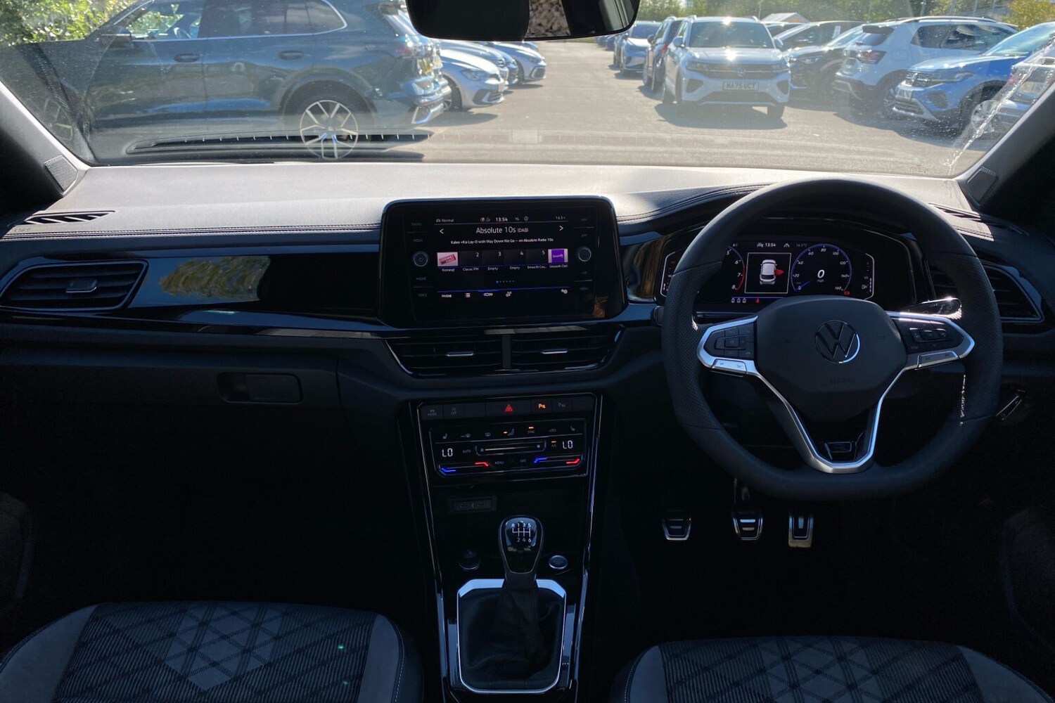 Used Volkswagen T-Roc 2025 for sale - 77588149: Photo 8