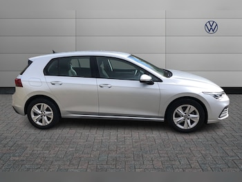 Used Volkswagen Golf 2023 for sale - 78336841: Photo