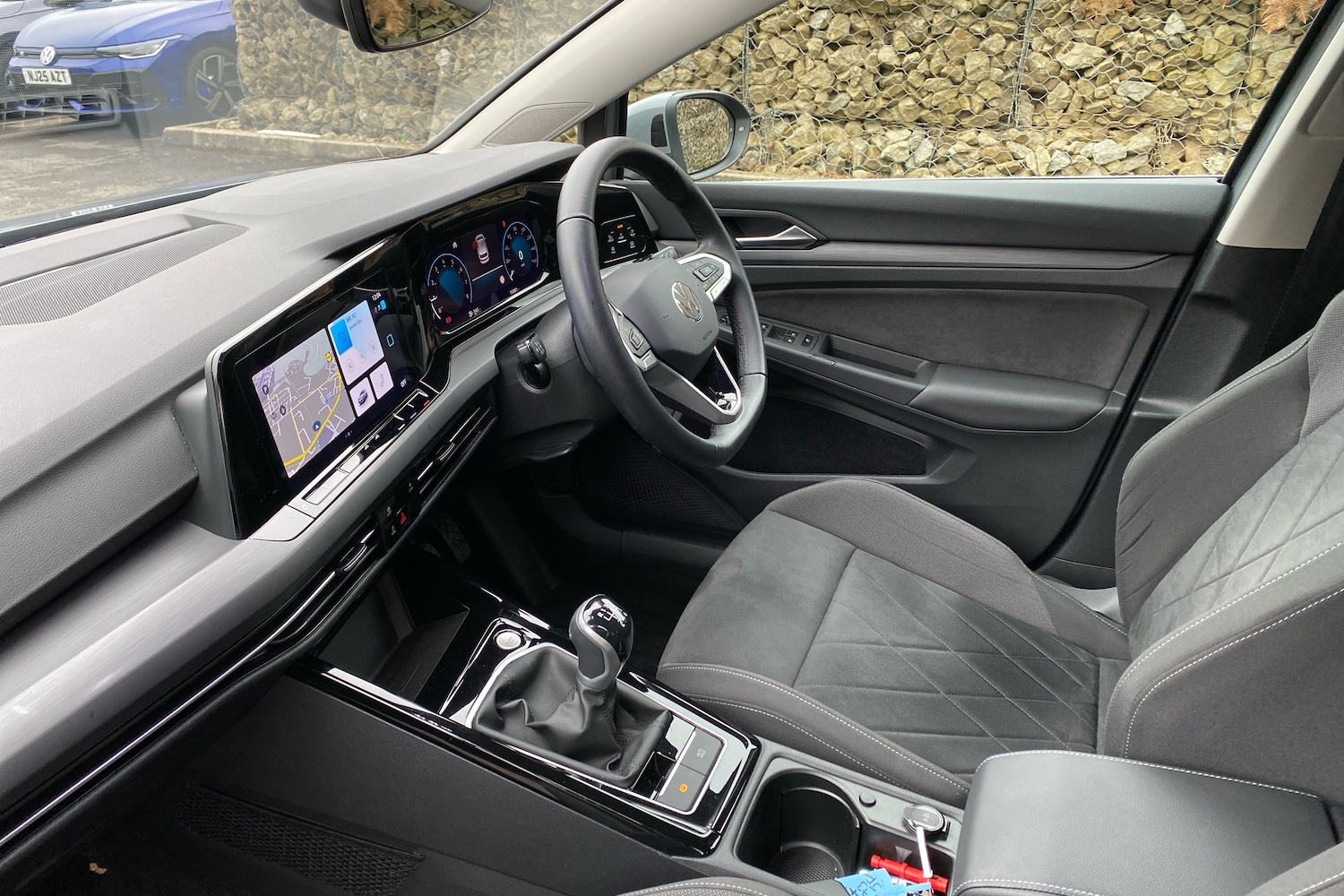 Used Volkswagen Golf 2023 for sale - 76675841: Photo 2