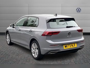 Used Volkswagen Golf 2023 for sale - 76675841: Photo