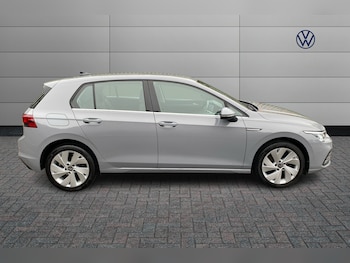 Used Volkswagen Golf 2023 for sale - 76675841: Photo