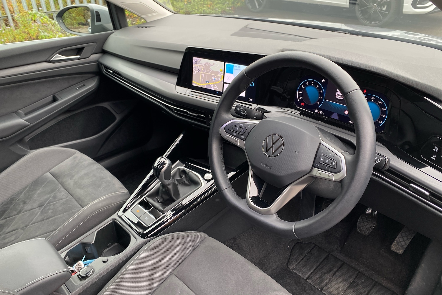 Used Volkswagen Golf 2023 for sale - 76675841: Photo 6