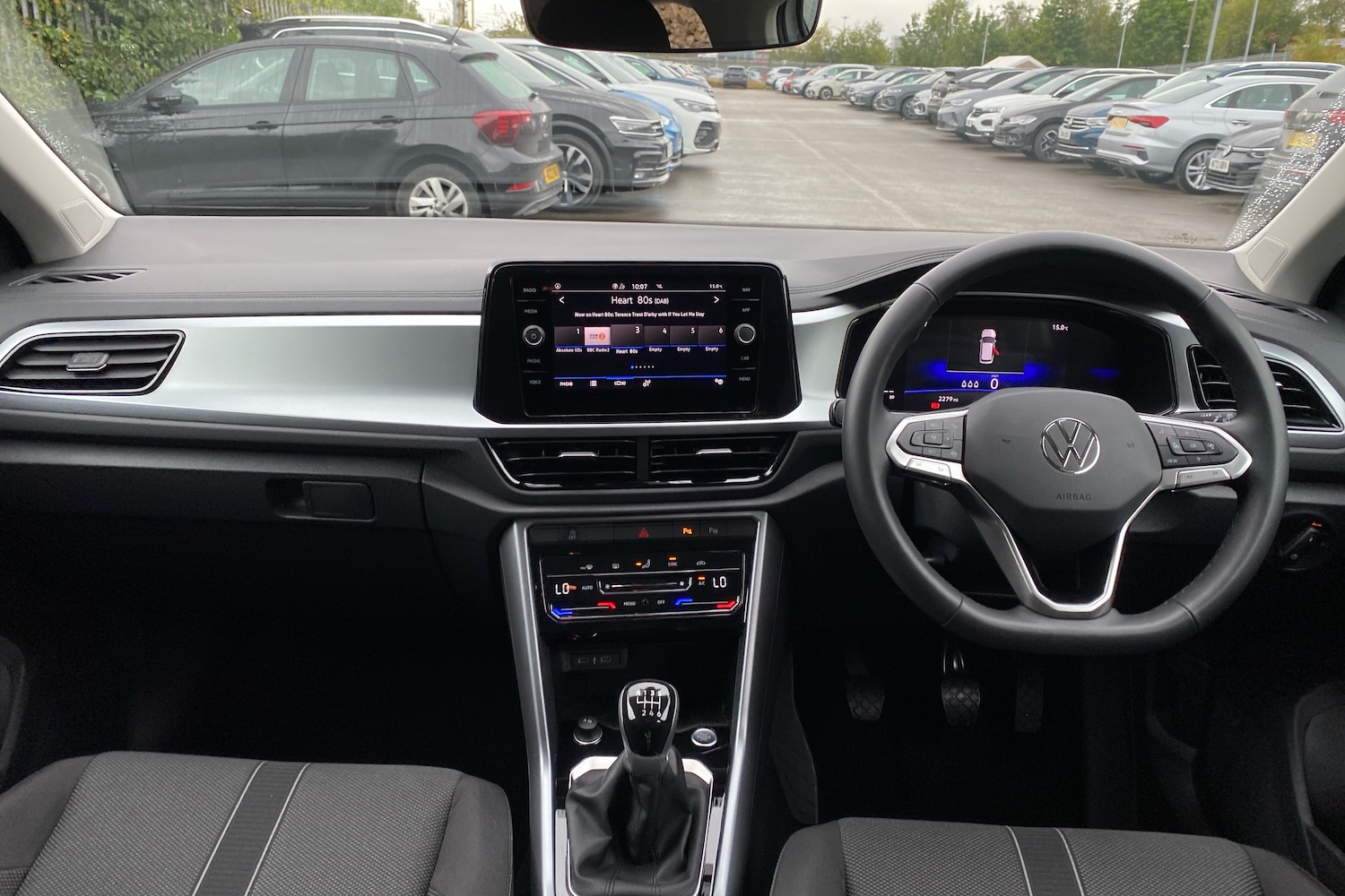 Used Volkswagen T-Roc 2025 for sale - 76679149: Photo 8