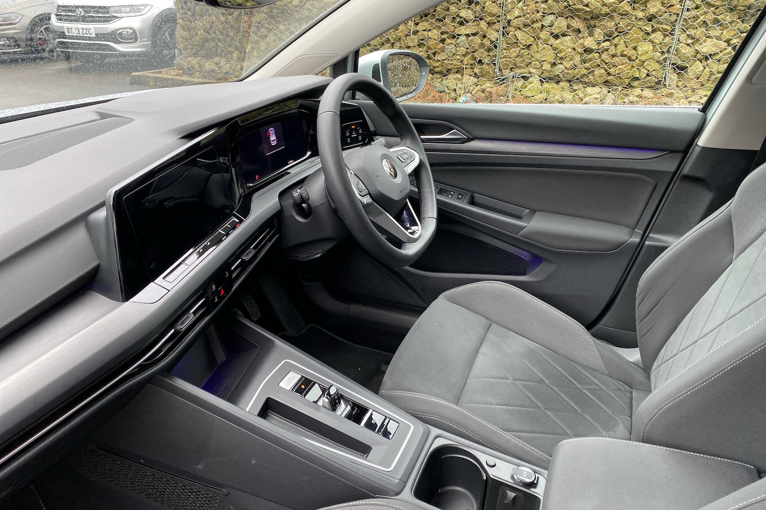 Used Volkswagen Golf 2022 for sale - 77660046: Photo 2