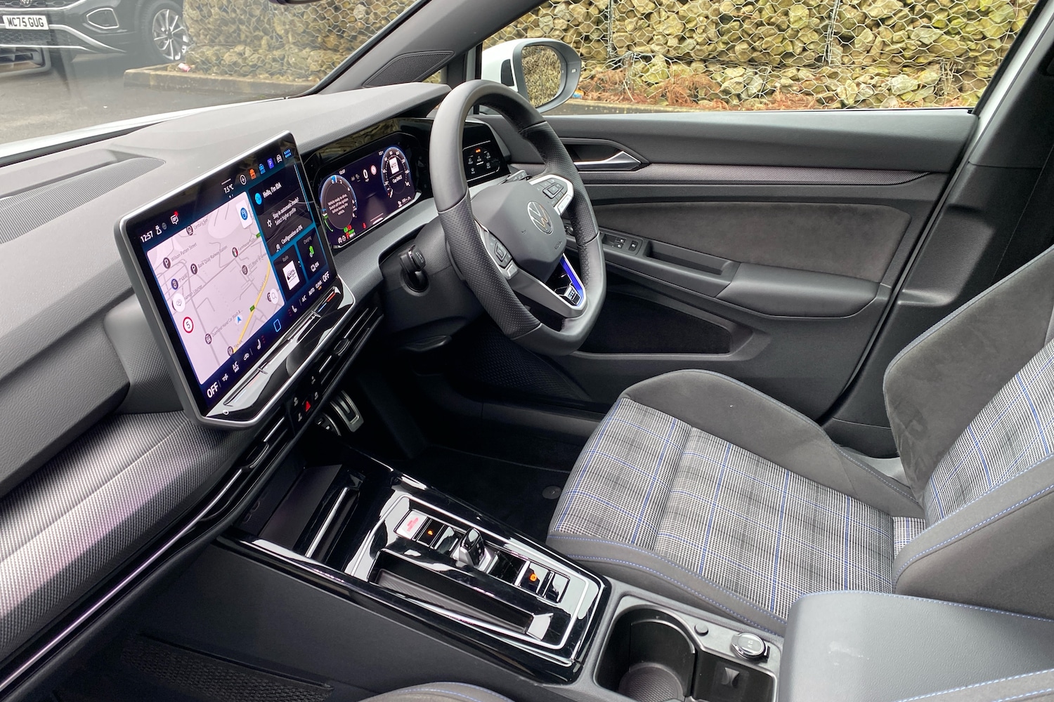 Used Volkswagen Golf 2024 for sale - 77804296: Photo 2