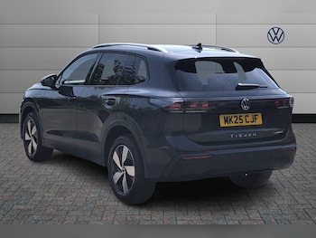 Used Volkswagen Tiguan 2025 for sale - 77457700: Photo