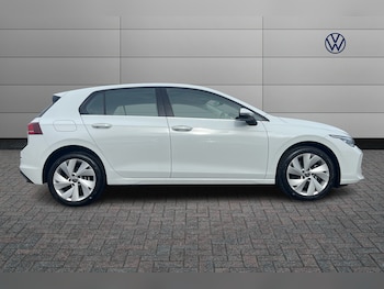 Used Volkswagen Golf 2025 for sale - 77770795: Photo