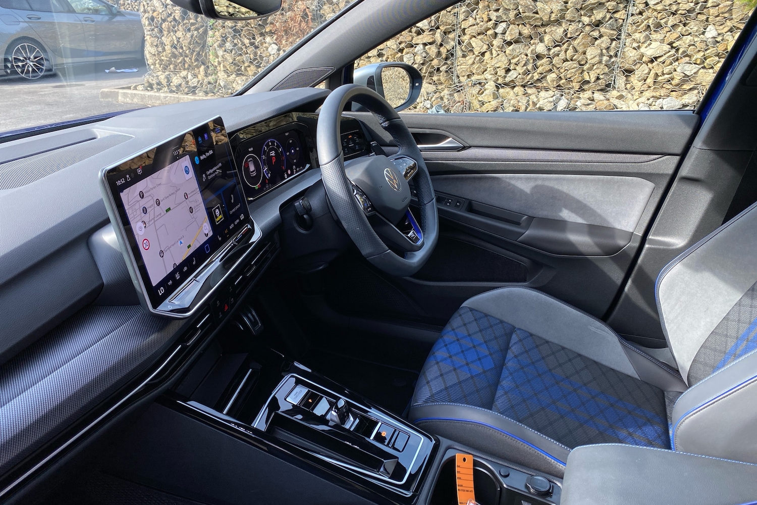 Used Volkswagen Golf 2025 for sale - 76680558: Photo 2