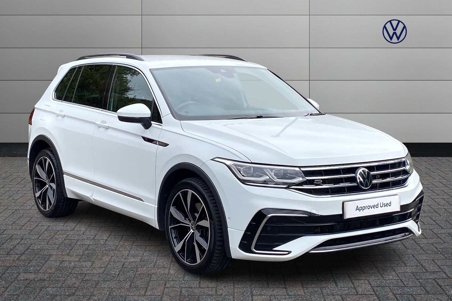 Used Volkswagen Tiguan 2022 for sale - 76675619: Photo 1