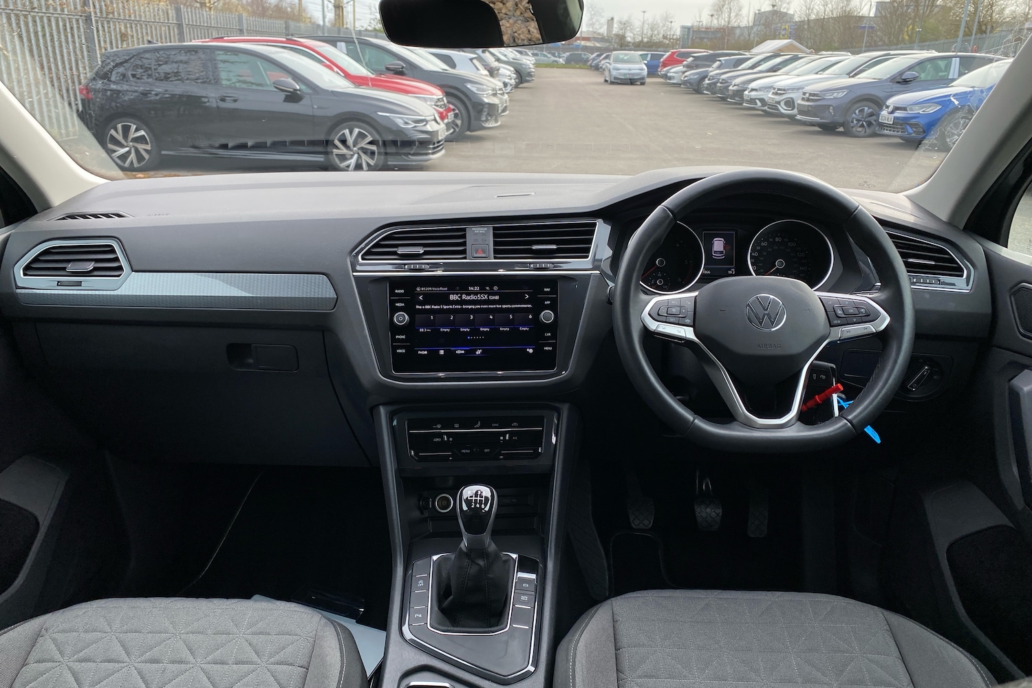 Used Volkswagen Tiguan 2023 for sale - 78027412: Photo 8