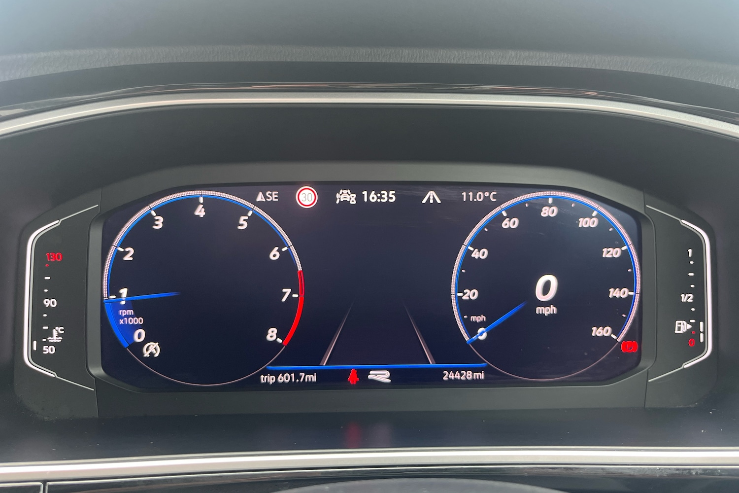 Used Volkswagen T-Roc 2022 for sale - 77770852: Photo 7