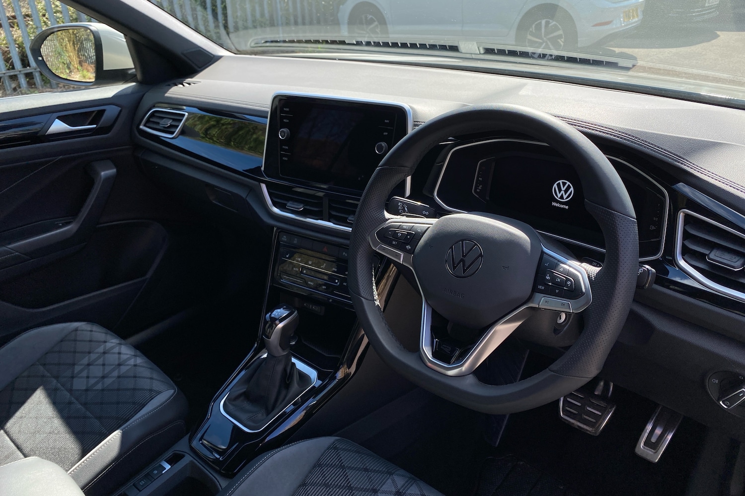 Used Volkswagen T-Roc 2025 for sale - 78141179: Photo 6