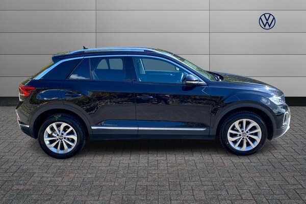 Used Volkswagen T-Roc 2022 for sale - 76272064: Photo 4