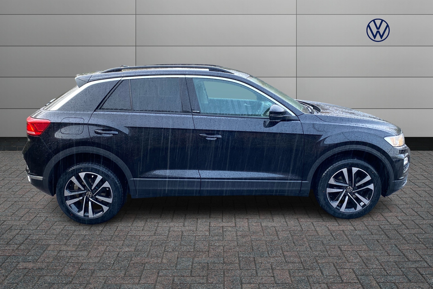 Used Volkswagen T-Roc 2020 for sale - 76680960: Photo 4