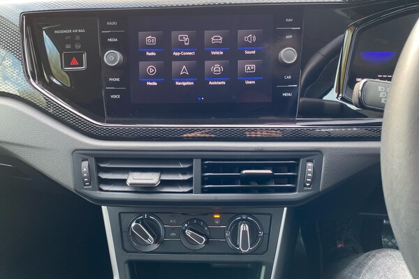 Used Volkswagen Polo 2023 for sale - 76272128: Photo 9