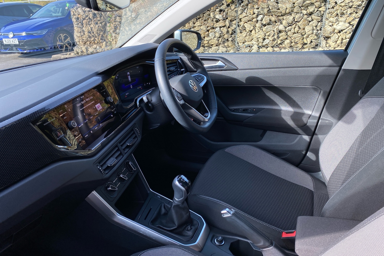 Used Volkswagen Polo 2023 for sale - 77256219: Photo 2